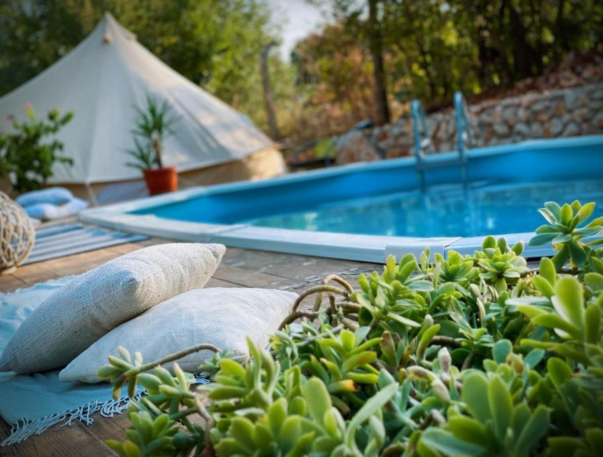 Rock Oak Camping 2 Imotski Exterior foto